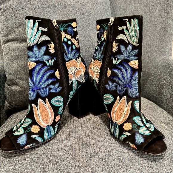 Floral Embroidered Black Ankle Boots - Picture 3 of 7